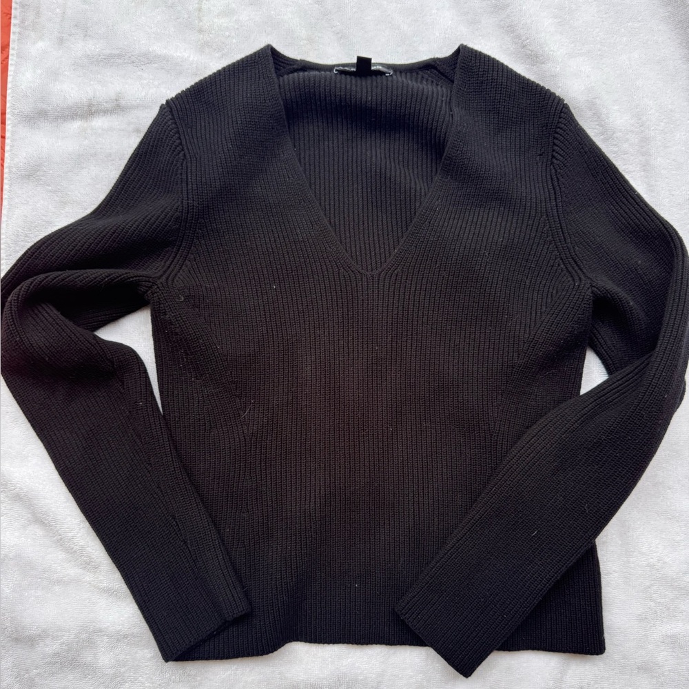 Express Black Heavy V-Neck Women's Sweater